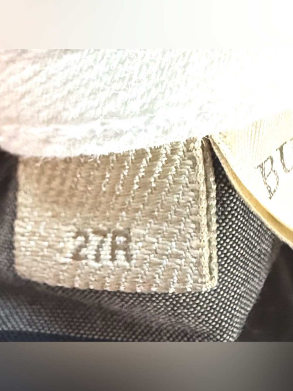 100% Authentic Burberry Brit “Bethnal” Flare Leg Mid Rise White Jeans Size 27R - Picture 12 of 14